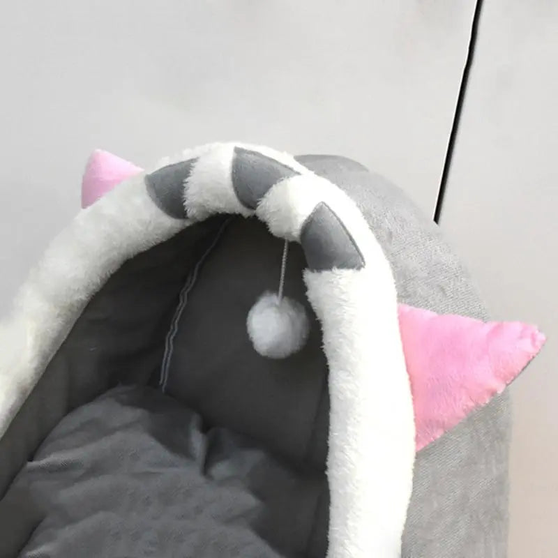 Thermal Cartoon Animal Ear Design Pet Bed, Soft Fleece Cat Cave for Indoor Use, Comfortable Cat Furniture, Ideal Gift for Pet Owners