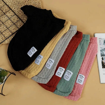 Winter Pet Apparel: Bear Pattern Knitted Sweater for Small Dogs and Cats, Ideal for Chihuahuas, French Bulldogs, and Pugs - Perfect Valentine's Day Gift